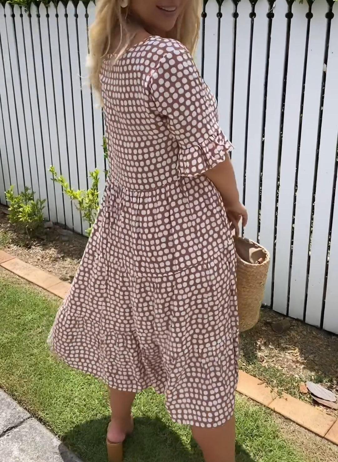 Zora | Short-Sleeve Sand Midi Dress
