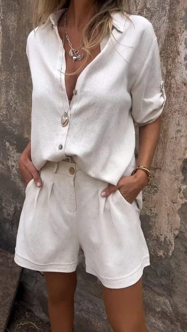 Melda | Airy Button Ensemble