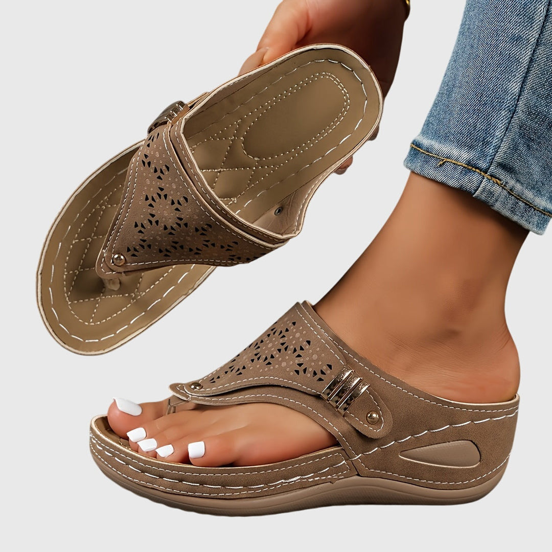 Anika | Flip-Flops