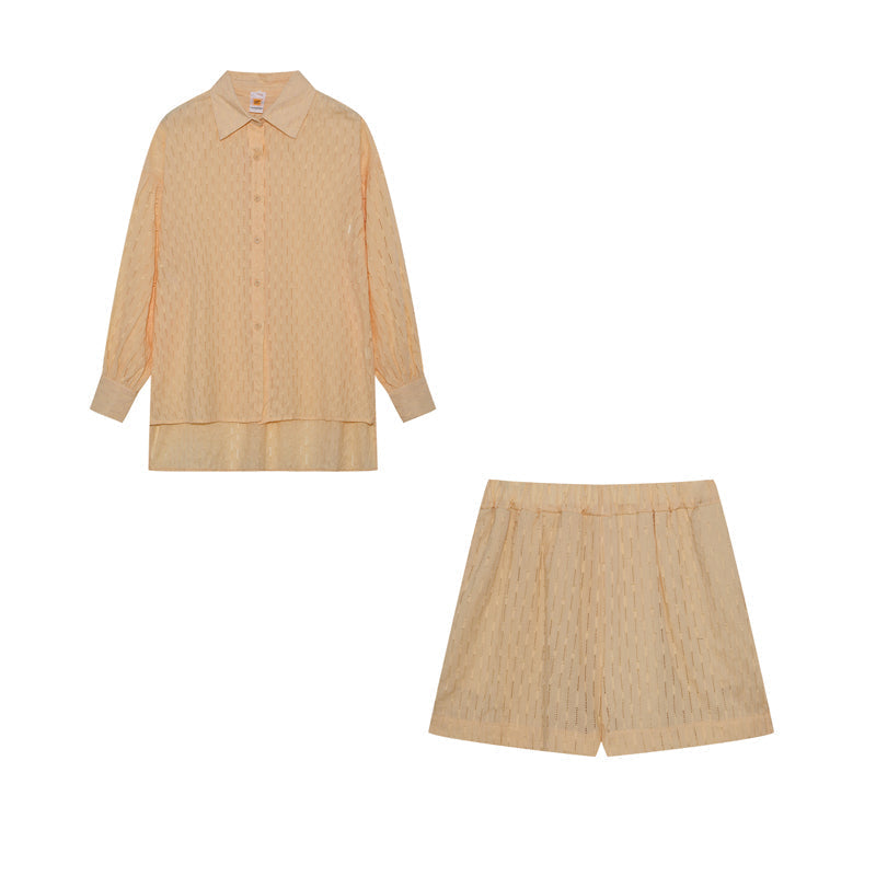 Elizabeth | Light Shirt & Shorts Ensemble