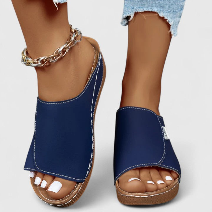 Amiralie Light Elegant Sandals
