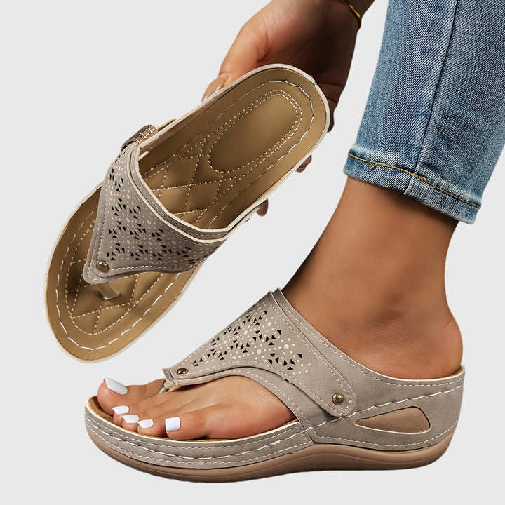 Anika | Flip-Flops
