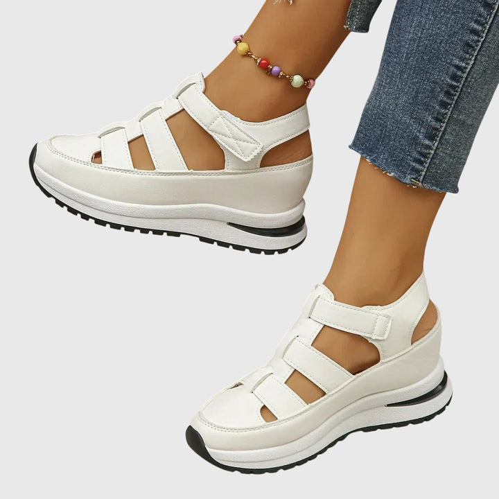 Finnie Versatile Orthopedic Sandals