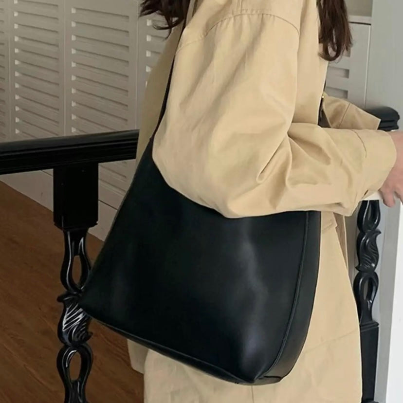 Stacy | Elegant Leather Handbag
