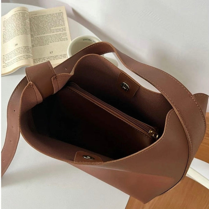 Stacy | Elegant Leather Handbag