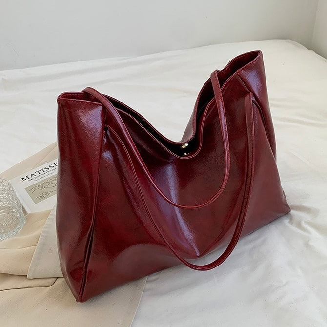 Patricia Glossy Leather Bag