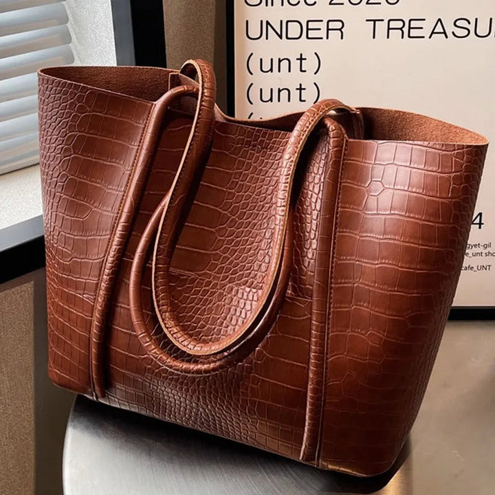 Christina | Elegant Shoulder Bag