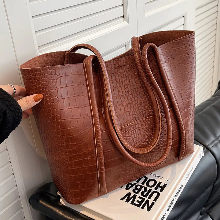Christina | Elegant Shoulder Bag
