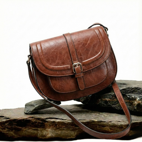 Evelyn | Classic Crossbody Bag