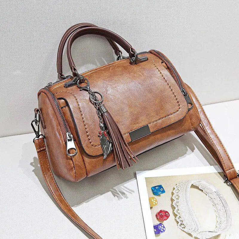 Julie | Structured Leather Bag