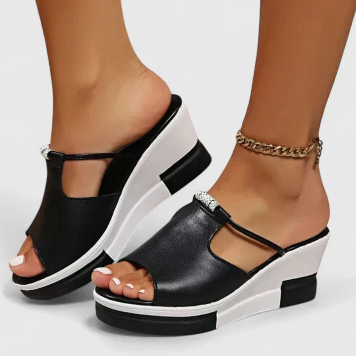 Isola | Chic Orthopedic Sandals