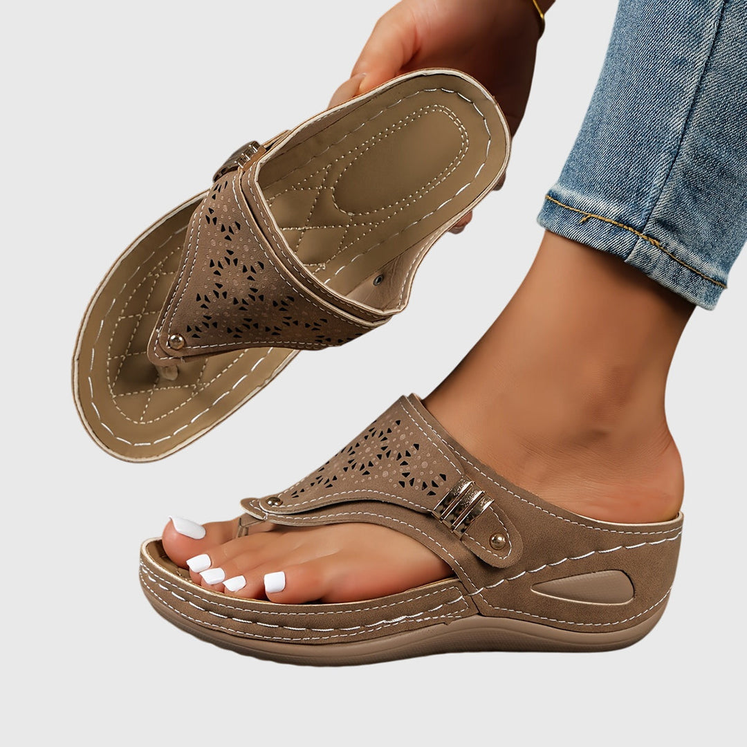 Anika | Flip-Flops
