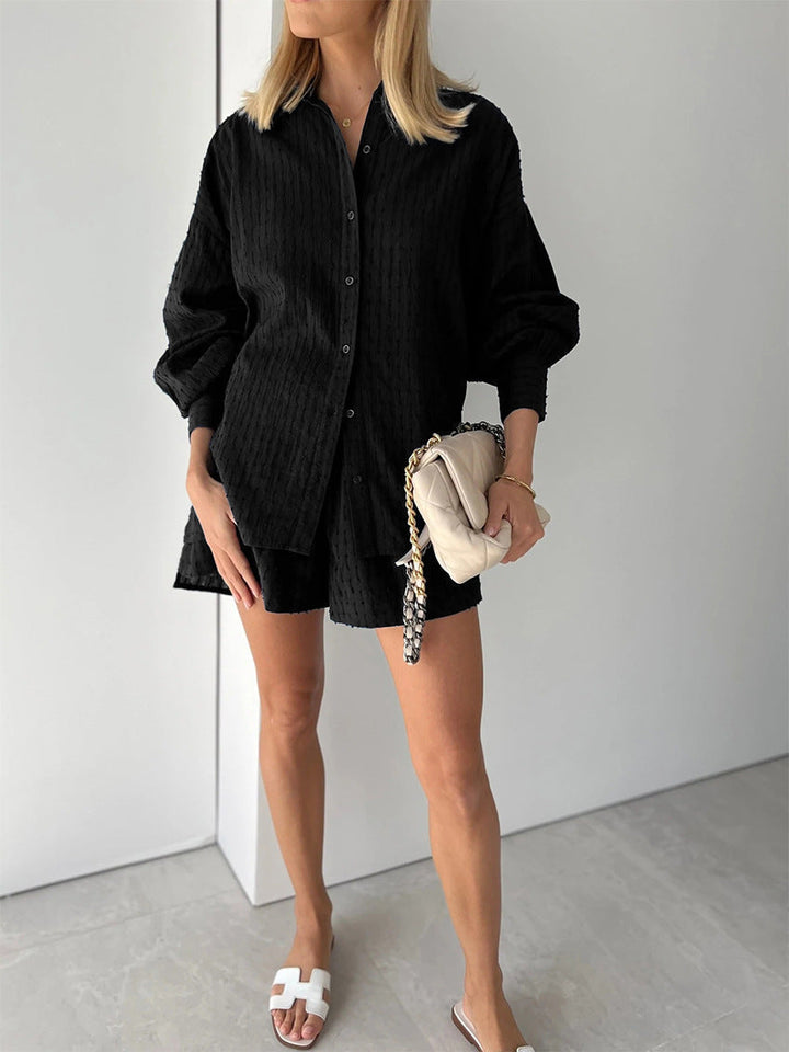 Elizabeth | Light Shirt & Shorts Ensemble