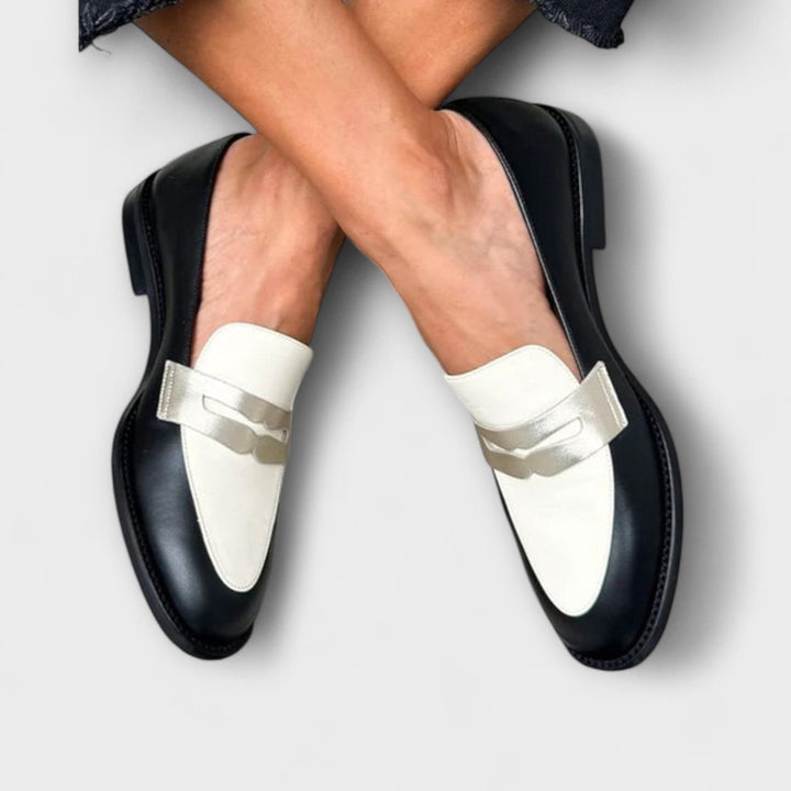 Xara | Black Metallic Moccasins