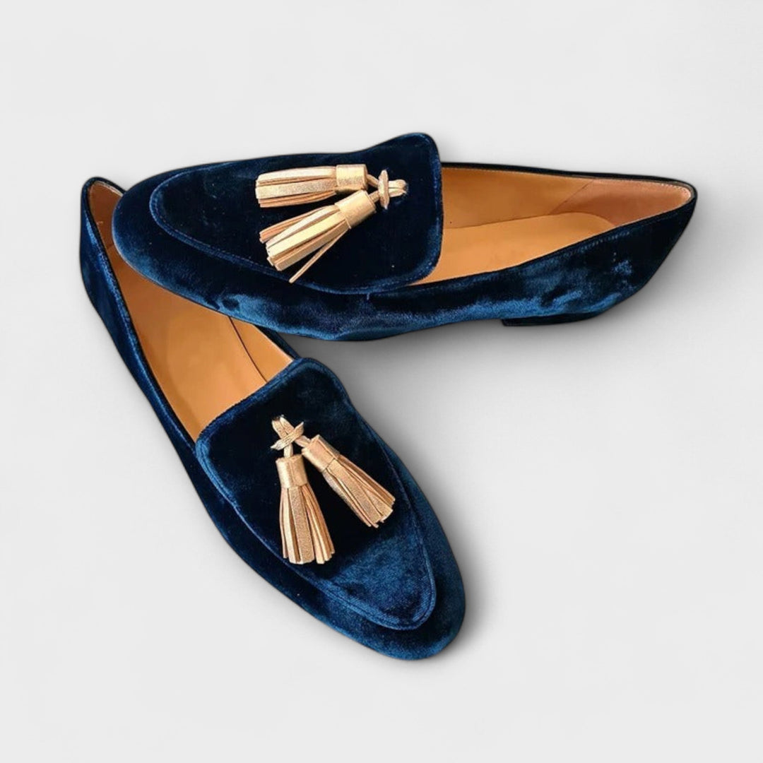 Quinnlyn | Vintage Fringe Moccasins