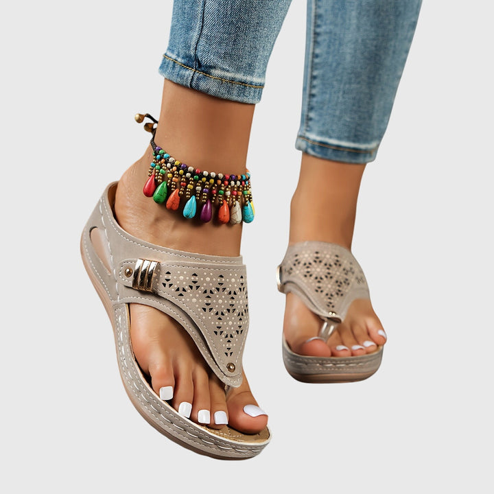 Anika | Flip-Flops