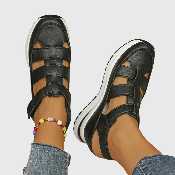 Finnie Versatile Orthopedic Sandals