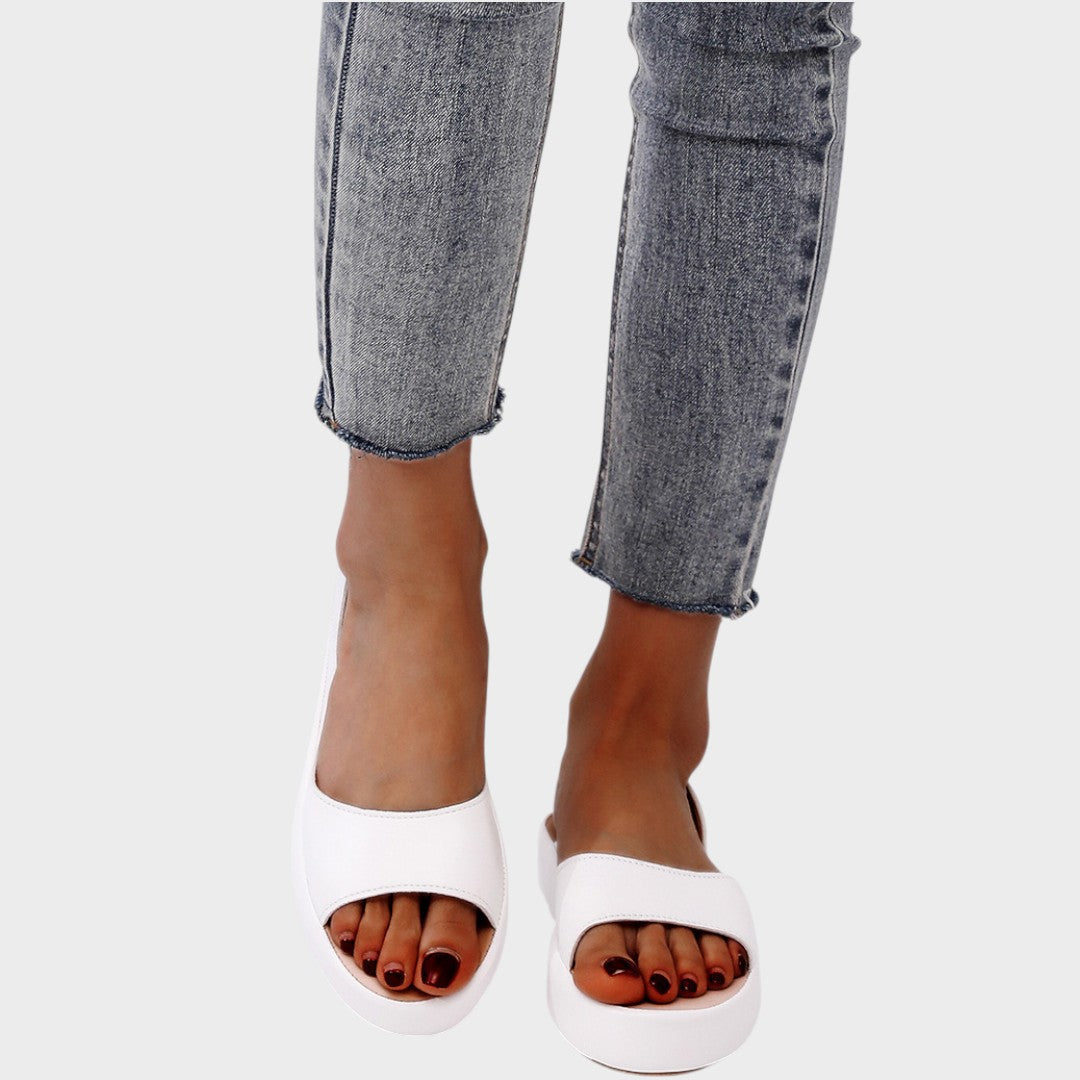 Dove | Elegant Orthopedic Sandals